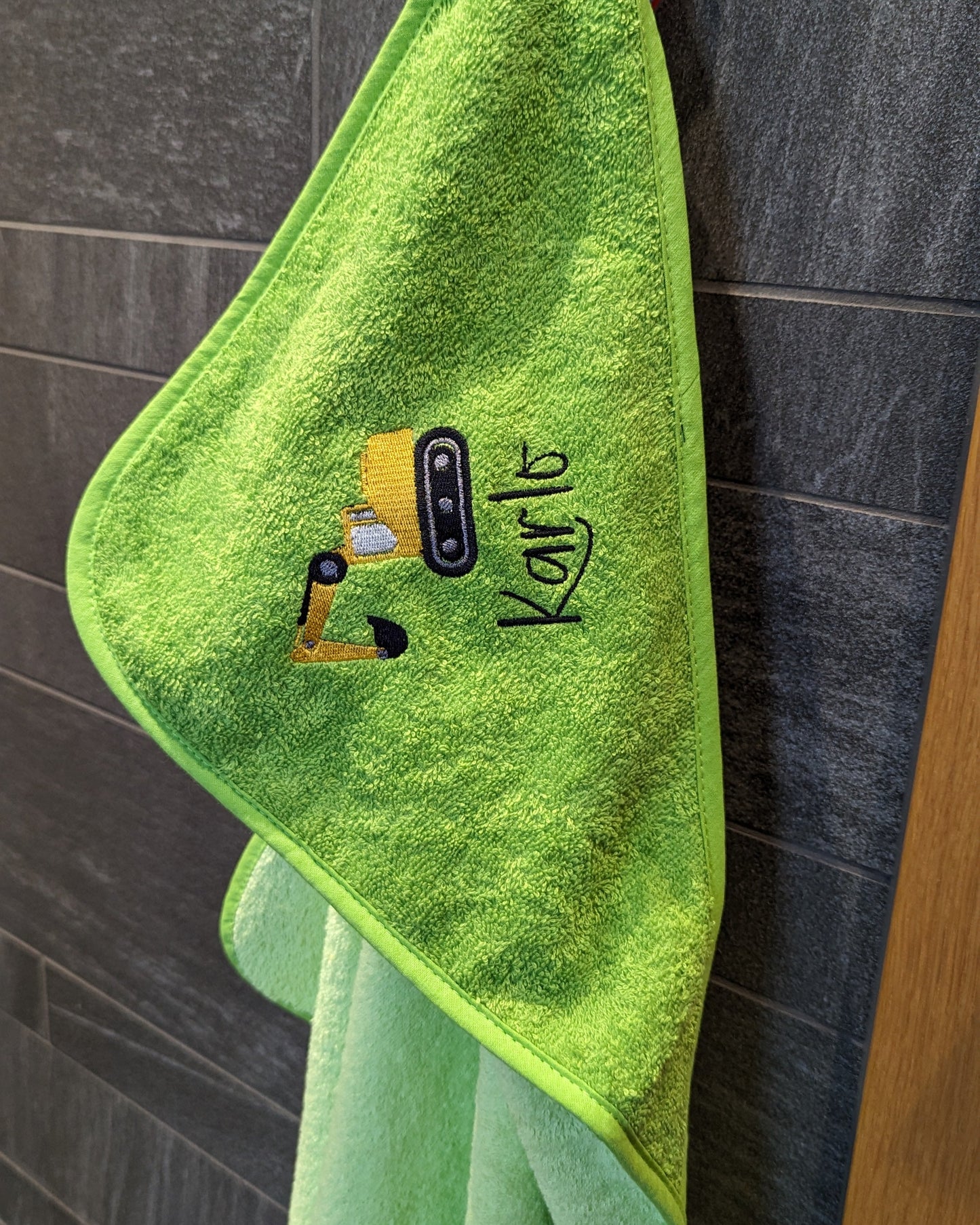 Kapuzentuch personalisiert mit Name und Motiv Handtuch Babyhandtuch Babygeschenk bestickt