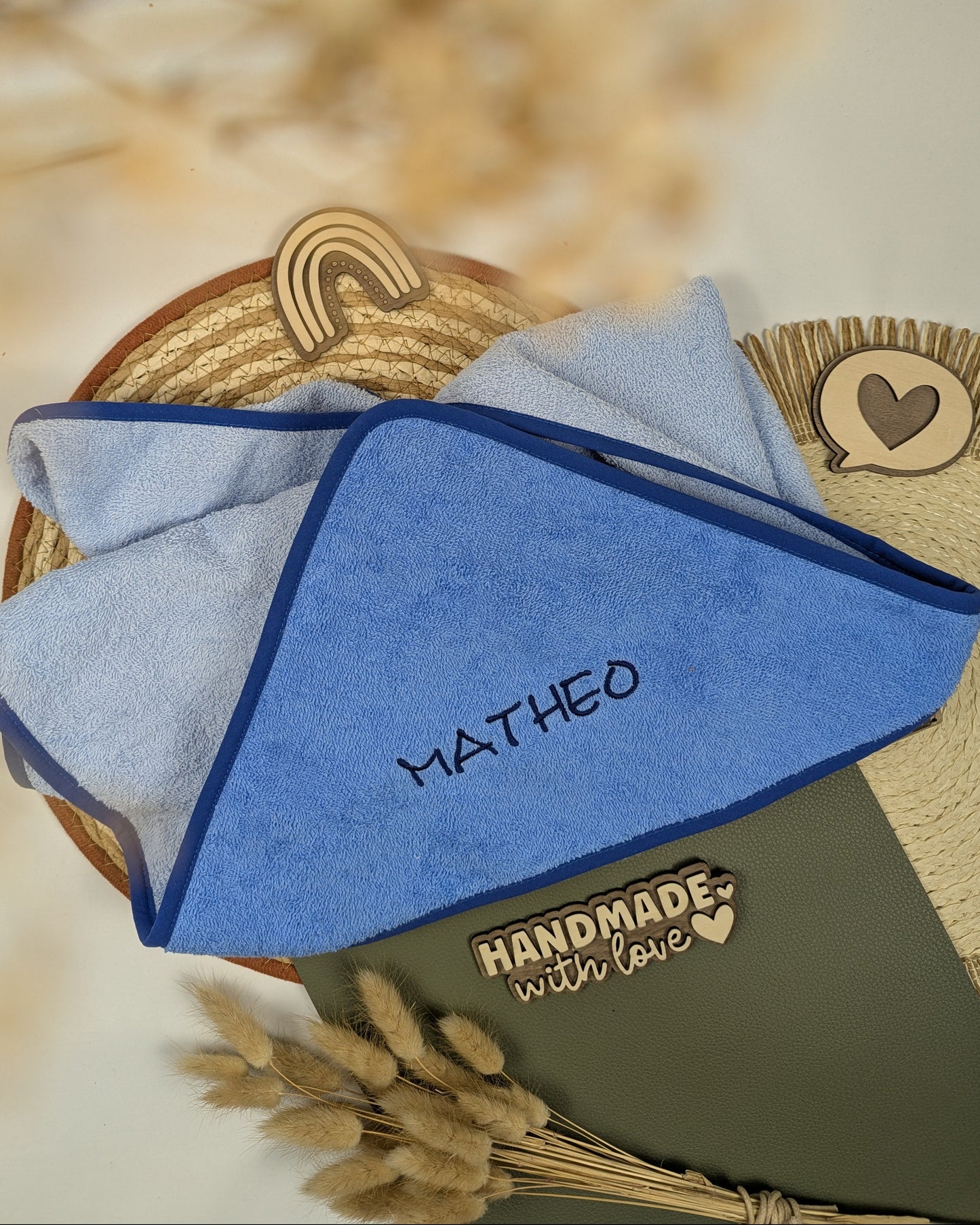 Kapuzenhandtuch Badetuch Baby Handtuch Duschtuch Kapuze bestickt mit Name und Tier Regenbogen Motiv personalisiert