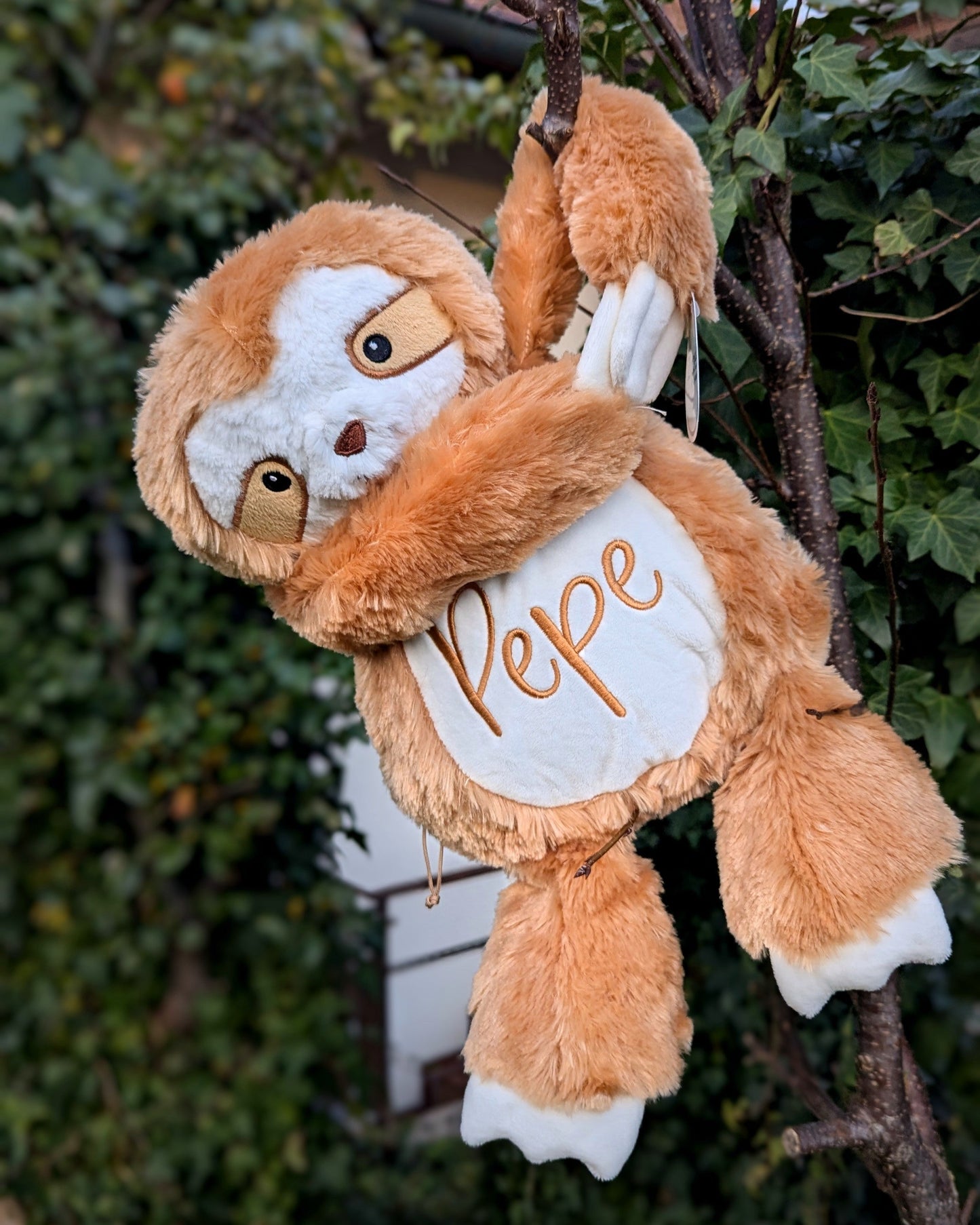 Kuscheltier Faultier Sloth mit Name bestickt personalisiert Geburtsgeschenk