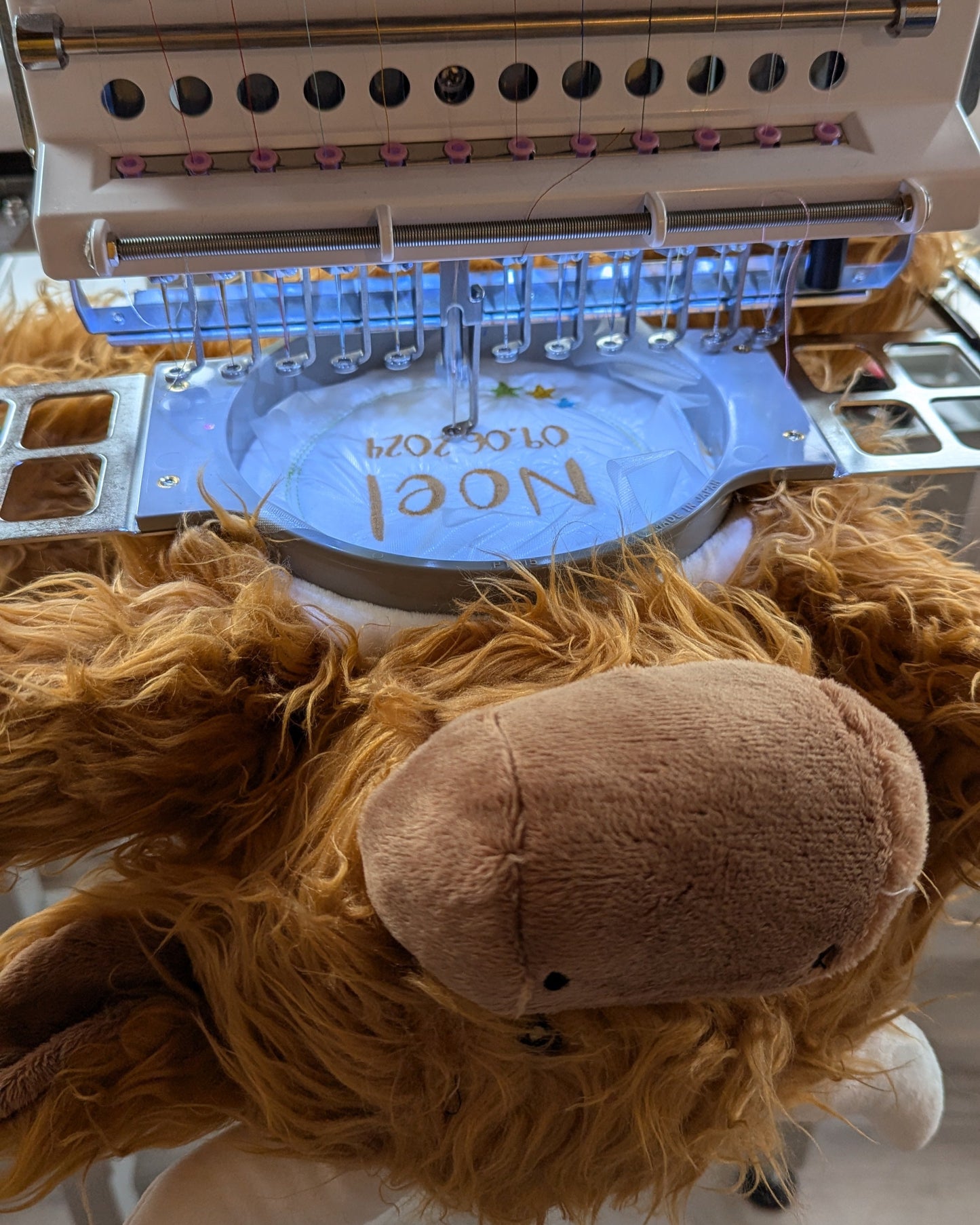 Kuscheltier Kuh Highlandrind mit Name bestickt personalisiert Geburtsgeschenk