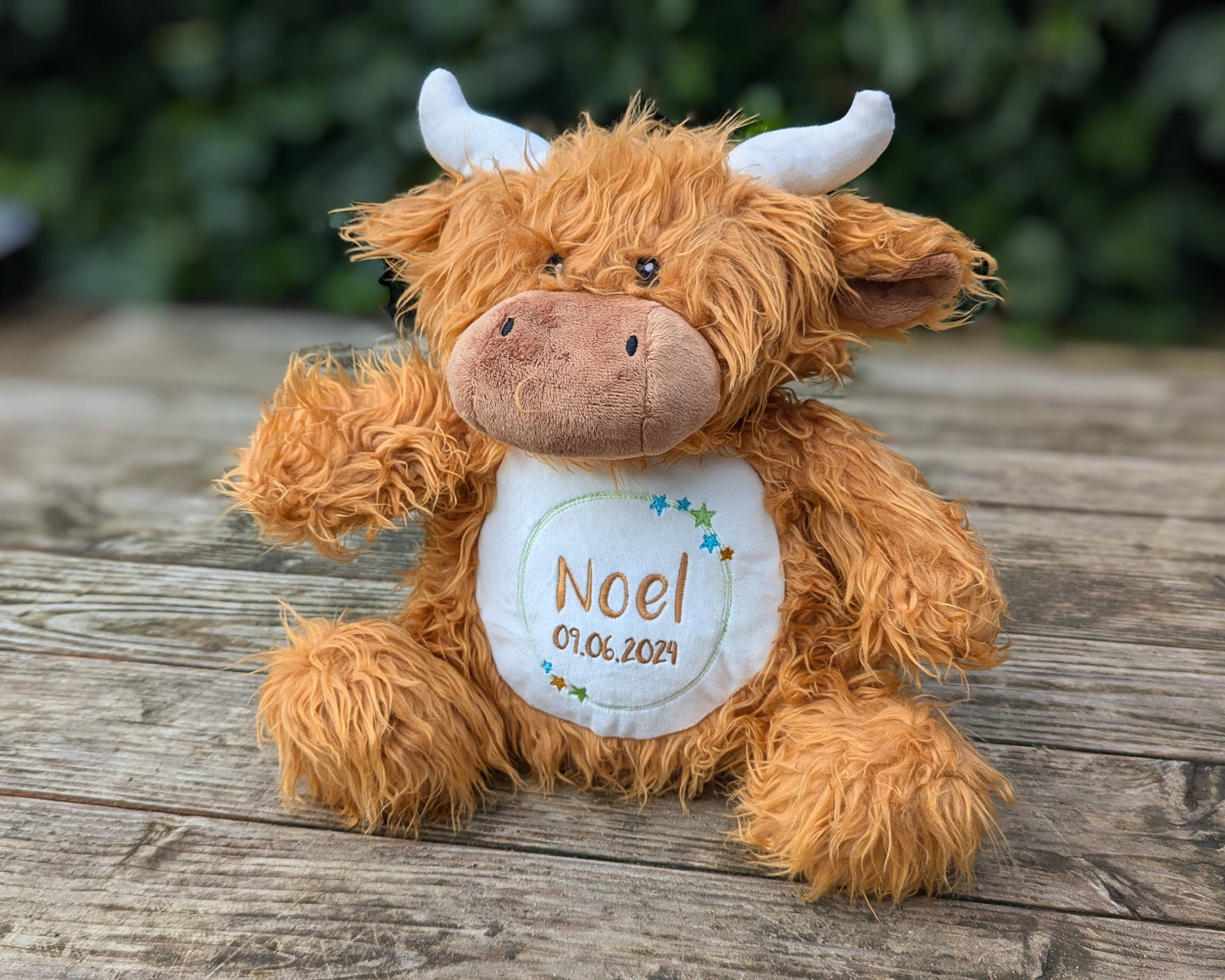 Kuscheltier Highlandrind Kuh mit Name bestickt personalisiert Geburtsgeschenk