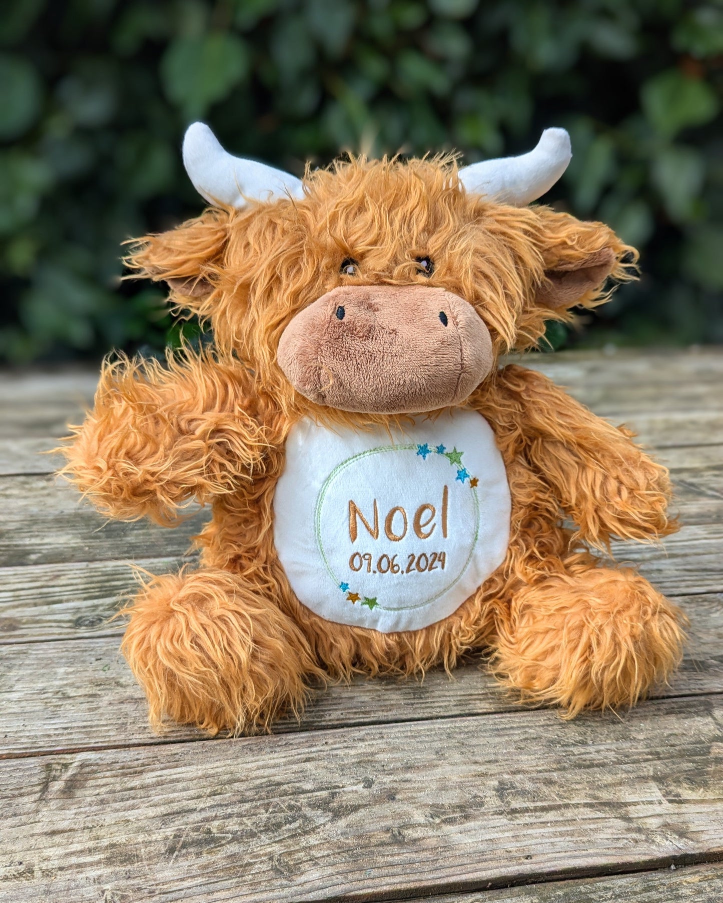 Kuscheltier Highlandrind Kuh bestickt mit Name personalisiert Babygeschenk Geburtsgeschenk
