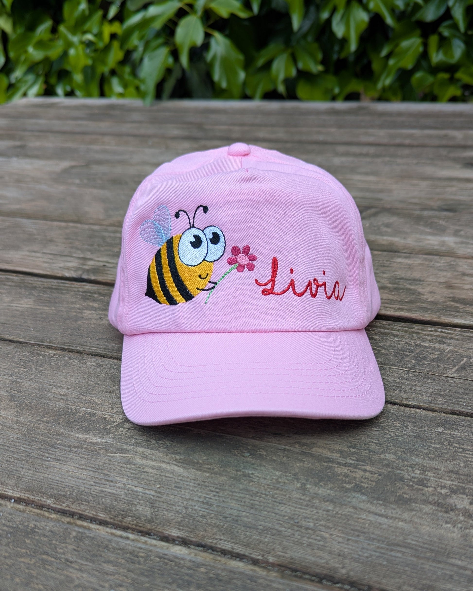 Basecap Kappe Mütze personalisiert bestickt Hummel Biene Kindermütze Schildmütze