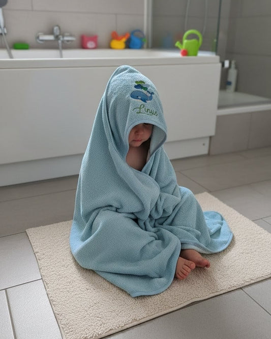 Kapuzenhandtuch Badetuch Babyhandtuch Frottierware personalisiert bestickt mit Name und Motiv