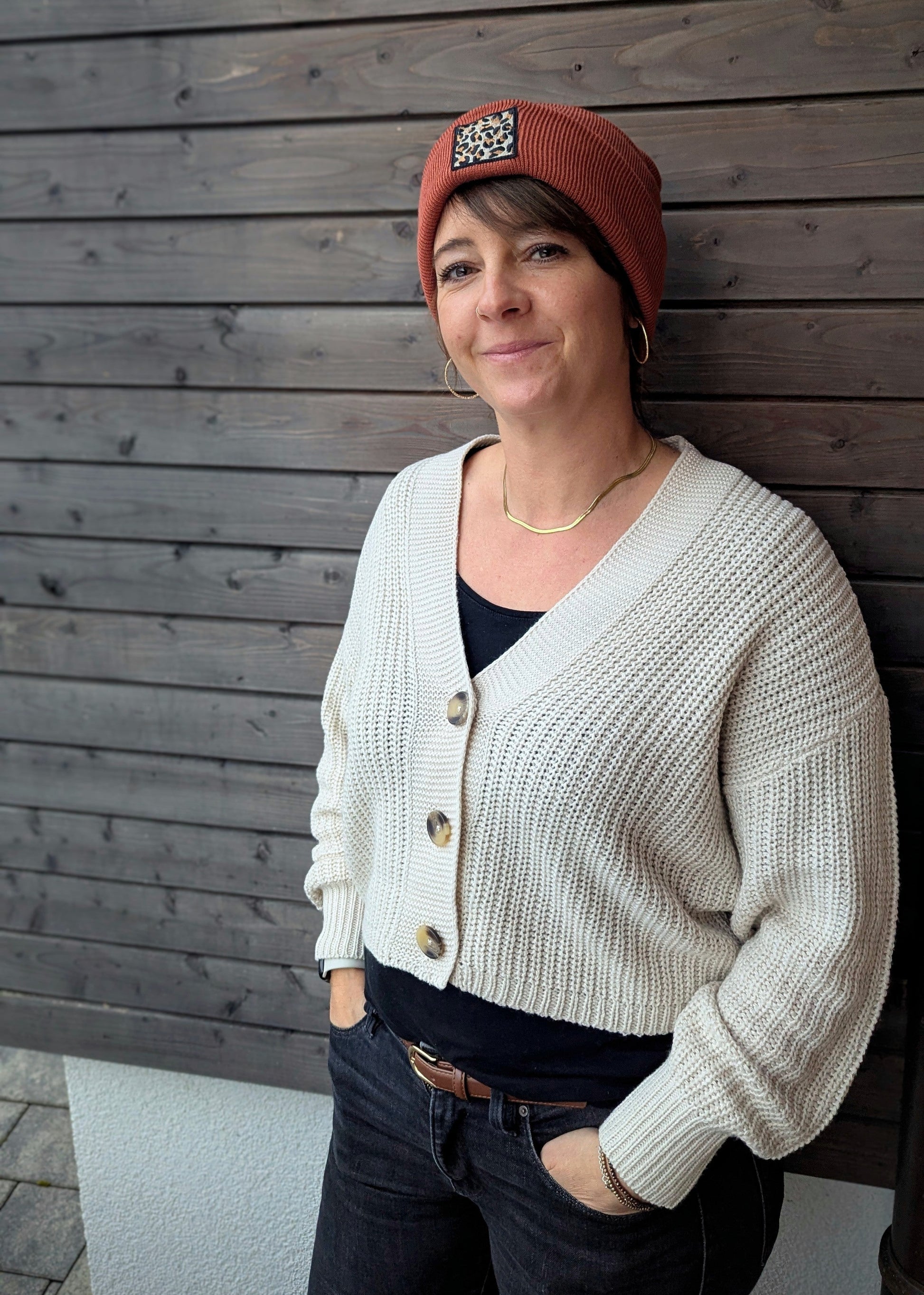 Hipster Beanie Mütze Wintermütze mit Leomuster Leopardenmuster Leopatch Leo