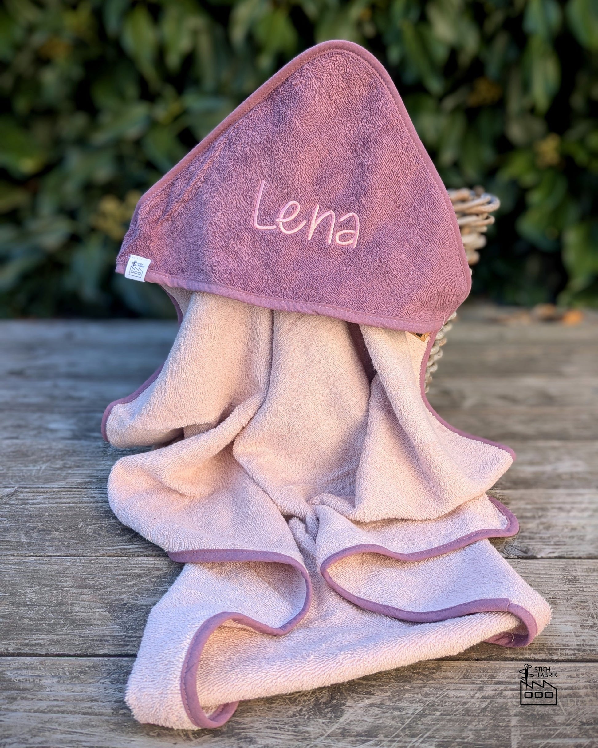 Kapuzenhandtuch Babyhandtuch Duschtuch Badetuch Geburt Taufe Geburtstag Kleinkind Badetuch bestickt mit Name personalisiert