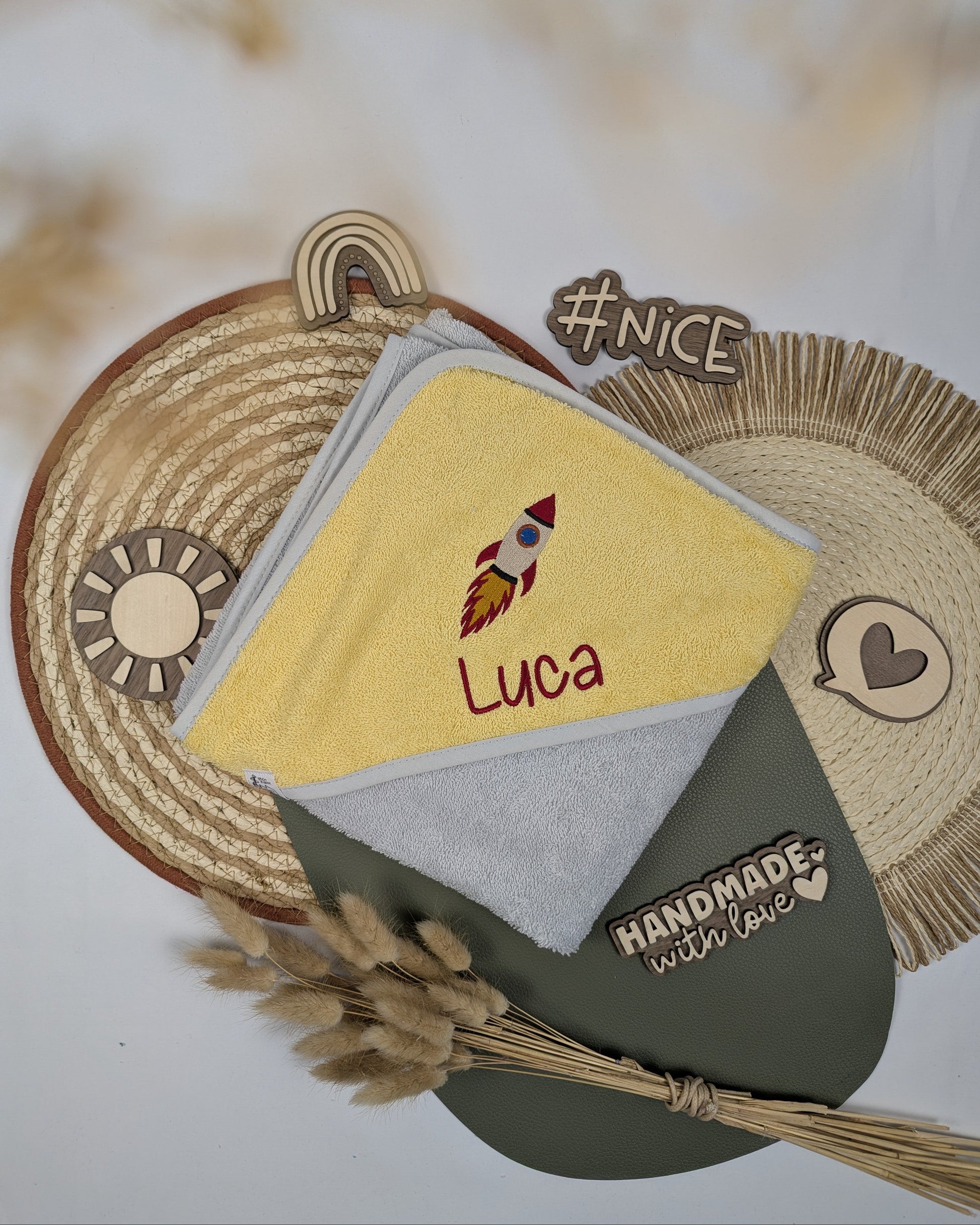 Kapuzentuch Duschtuch Badetuch Babytuch Geschenk zur Geburt bestick personalisiert Rakete