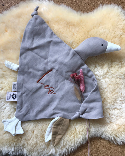 Schmusegans Kuschelgans Kuscheltier Gans Vogel Schnullerhalter bestickt mit Name personalisiert