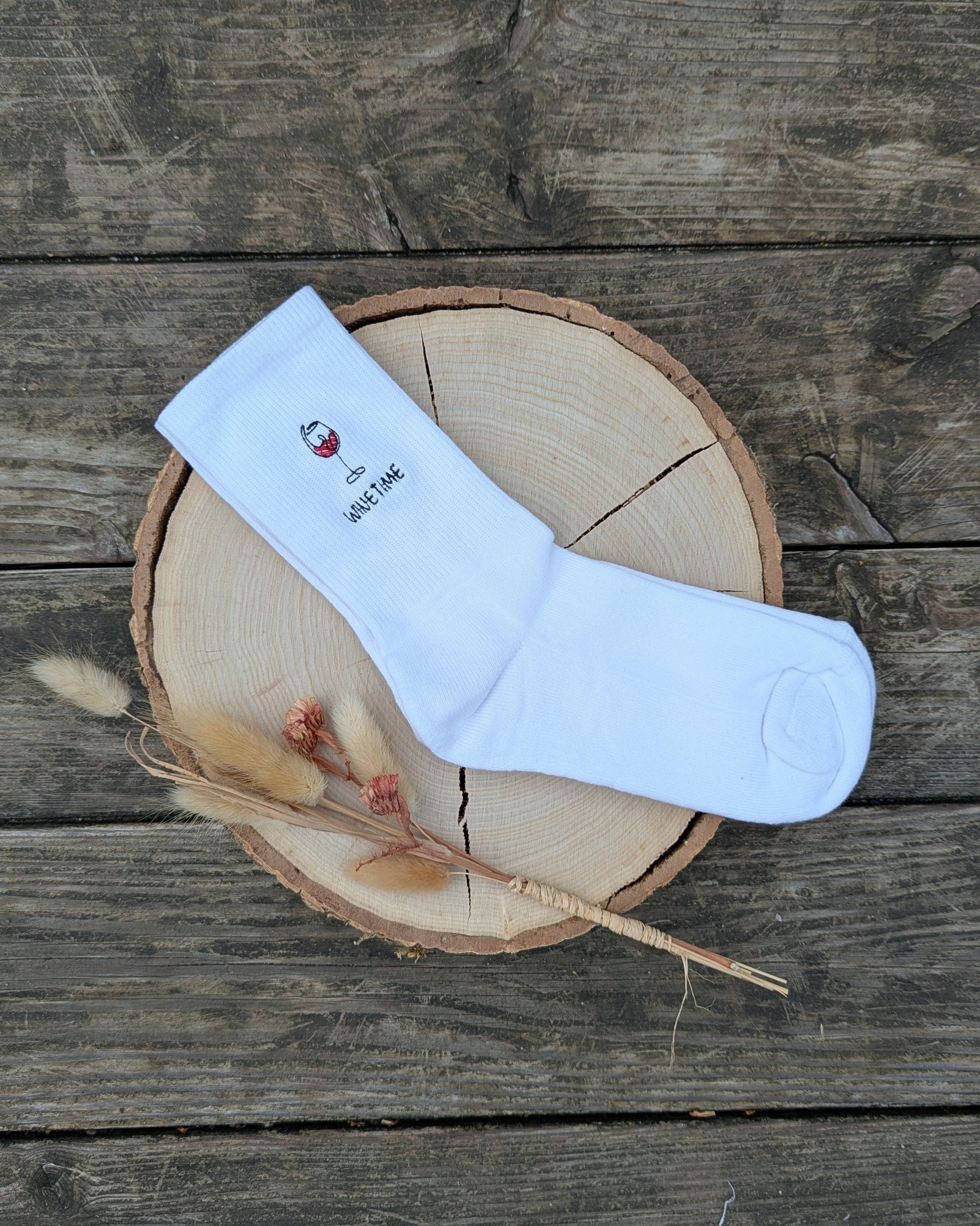Sportsocken Tennissocken bestickt personalisiert Crew Socks Statementsocken Weinglas Wein Winetime