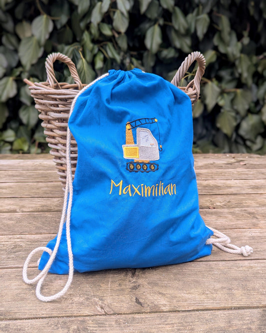 personalisierter Turnbeutel mit Name bestickt